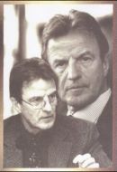 Le Droit d’ingérence : l’exemple du Kosovo par Bernard Kouchner – 2001